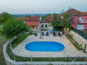 Villa Rozaria
